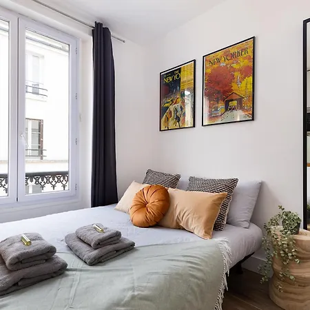 Apartment Cozy - Eiffel Tower - Sleeps 2p *