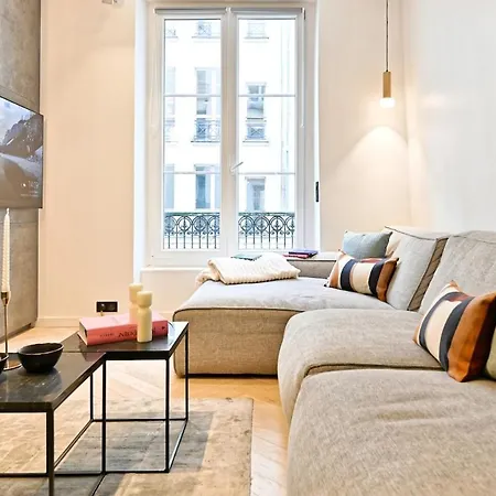 Cosy & Design Montorgueil Apartment