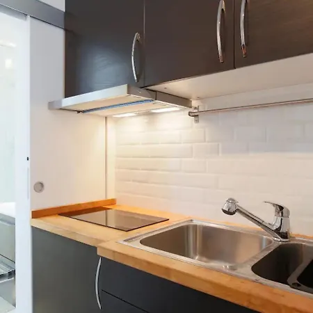 Lovely In Heart Of 10 Min Walk To Louvre Apartment *