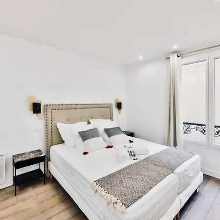 Elegance Contemporaine Sublime 3 Impeccablement Agencees Apartment