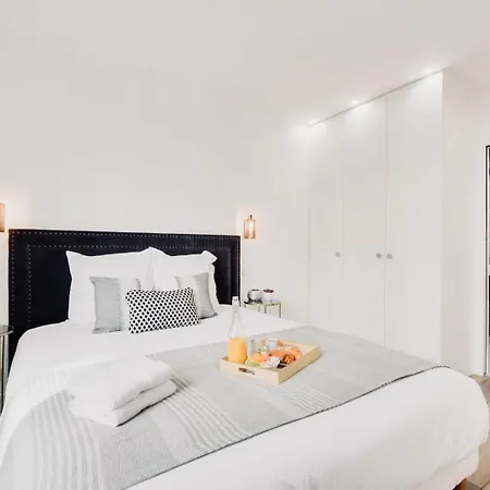Elegance Contemporaine Sublime 3 Impeccablement Agencees Appartement Paris