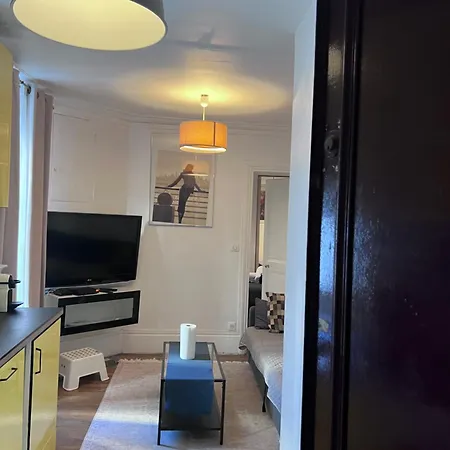 Saint-paul Apartment