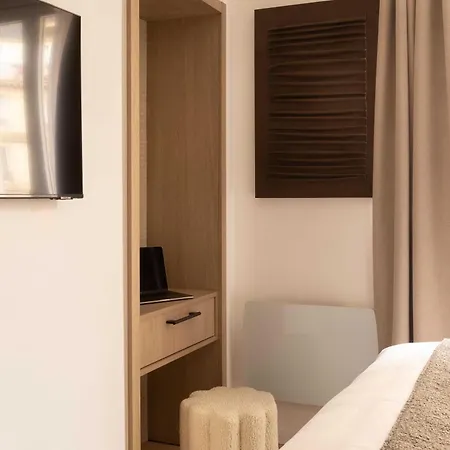 Elegant Apartment- 2br-6p- Le Marais * Paris