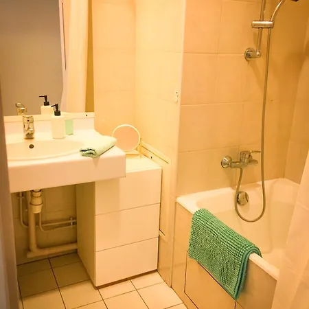 Bed & Breakfast Double With Balcony Paris