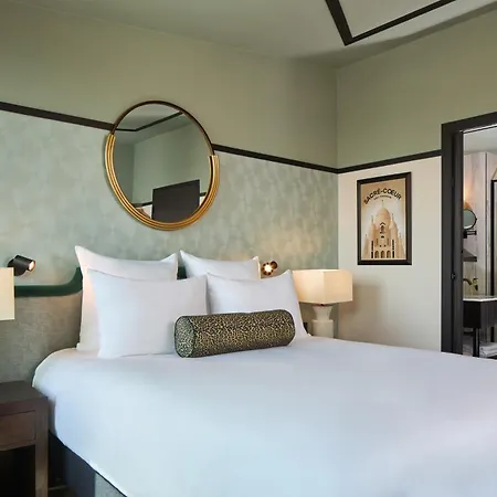 Maison Cassandre 4* Paris