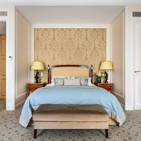 San Regis 5* Paris