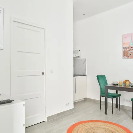 New & Design In The Heart Of Le Marais * Paris