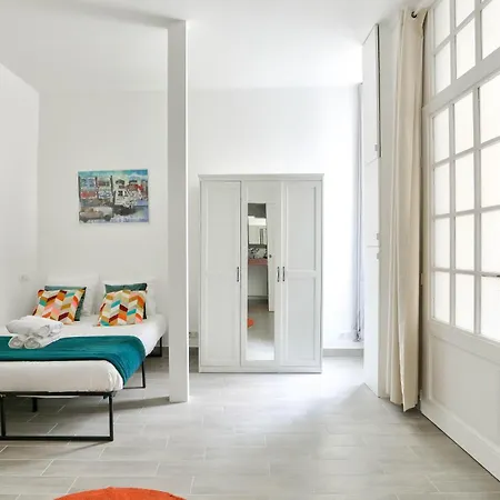 Apartment New & Design In The Heart Of Le Marais *