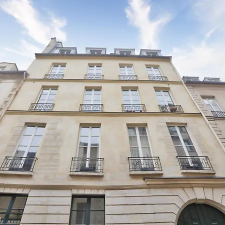 New & Design In The Heart Of Le Marais
