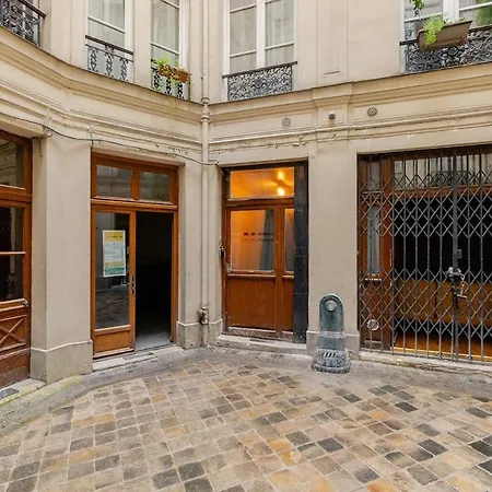 Appartement - Metro 7 Cadet - Quartier Faubourg-montmartre *