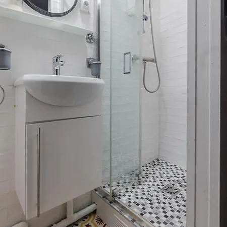 - Metro 7 Cadet - Quartier Faubourg-montmartre Appartement Parijs