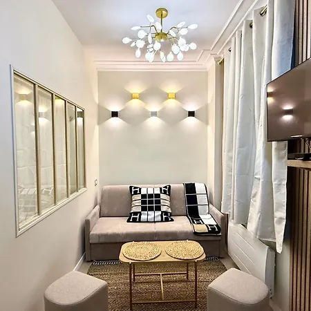 Apartment Charming Getaway In Le Marais - Oberkampf Working & Living Paris