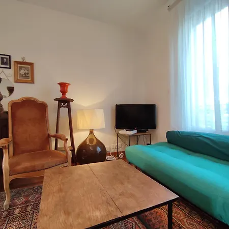 Holiday home Authentic House 2 Maisons 1 Ideale Pour Groupes, Capacite 30 Personnes