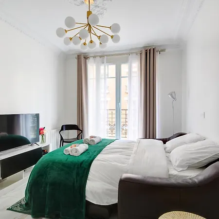 Apartment Parisian Elegance - Luxury In Daumesnil *