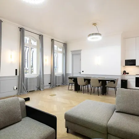 Apartment Neuf Et Luxueux Climatise A 17 Paris