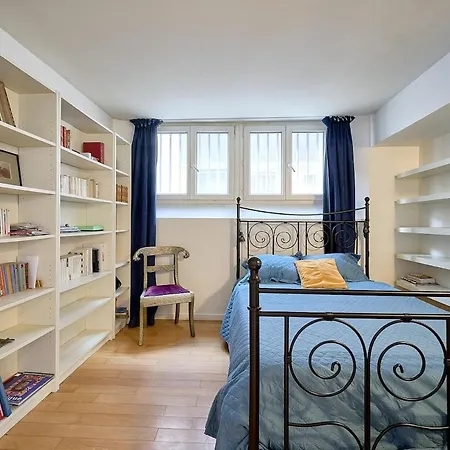 Loft Deluxe 3 Montmartre Apartment