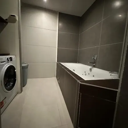 Les Champs Elysees-125m2 Modern And Spacious Parigi