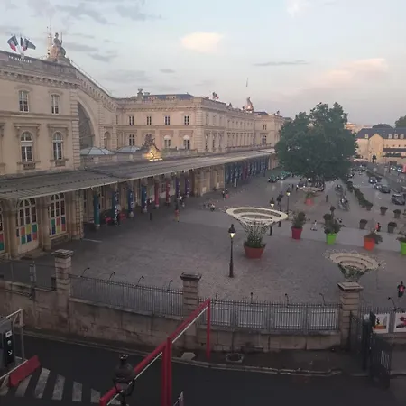 Lorraine Est * Paris