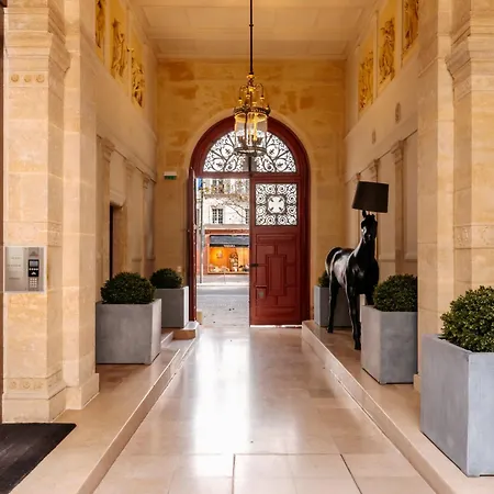 De Pourtales 5* Paris