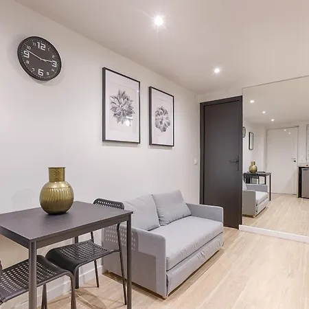 Sentier Historical Center Cosy Duplex 4p Apartamento