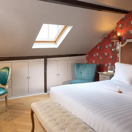 Le Robinet D'or Hotel 3*