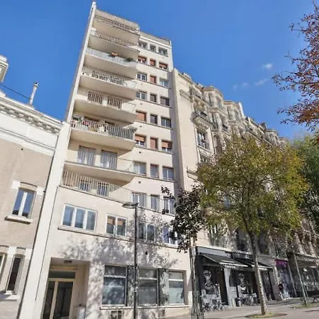 Spacious 1 Bedroom - Porte De Versailles Apartment