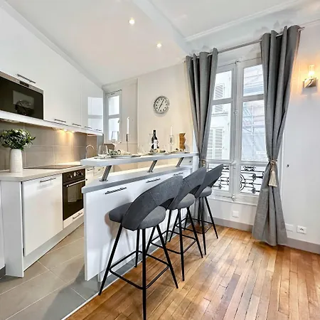Lovely In Le Marais Apartment *