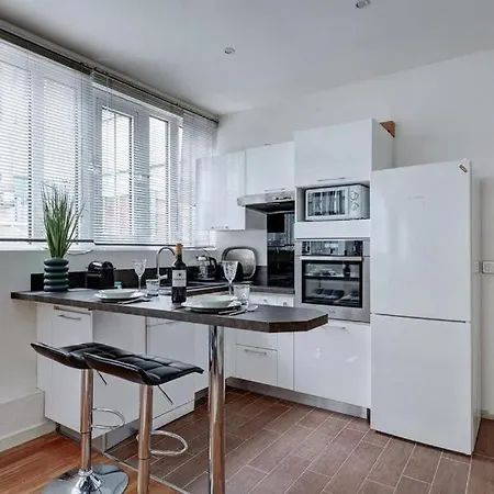 Apartment Bluestay 650 - Superb In Paris