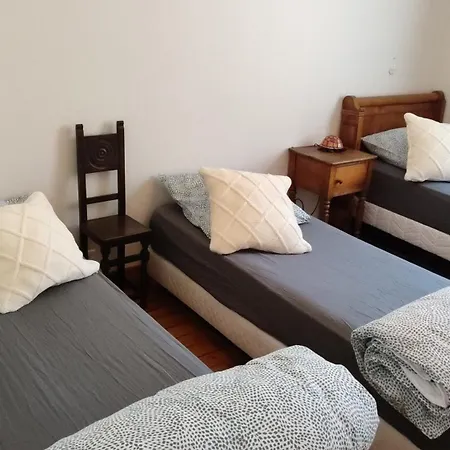 Authentic House 2 Maisons 1 Ideale Pour Groupes, Capacite 30 Personnes Paris