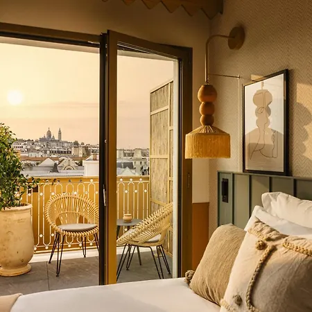 Bloom House & 4* Paris