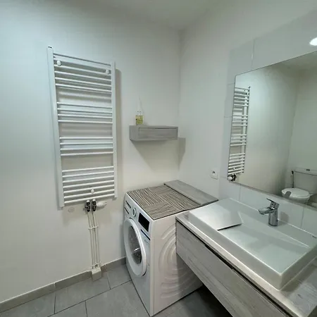 Pura Apartment