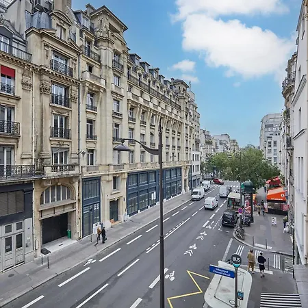 Magnificent New Beaubourg Le Marais Paris