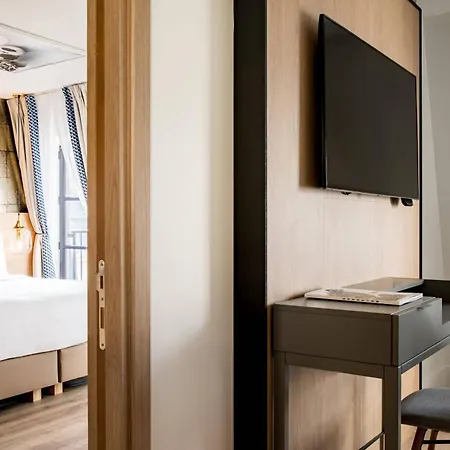 Renaissance Vendome 5*