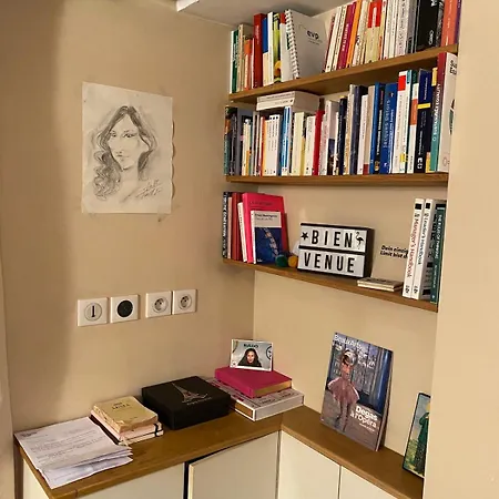 Lovely Medieval 1-bedroom In Le Marais Appartement Paris
