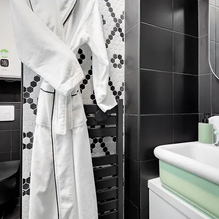 Bnbnook - Bright By Pompidou & Les Halles Apartment Paris