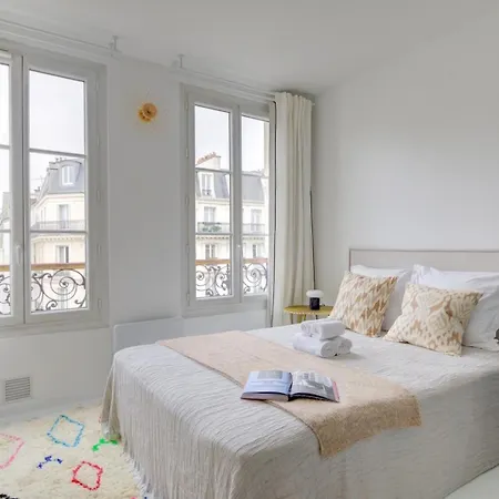 Apartment Bnbnook - Bright By Pompidou & Les Halles Paris