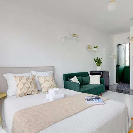 Bnbnook - Bright By Pompidou & Les Halles Apartment