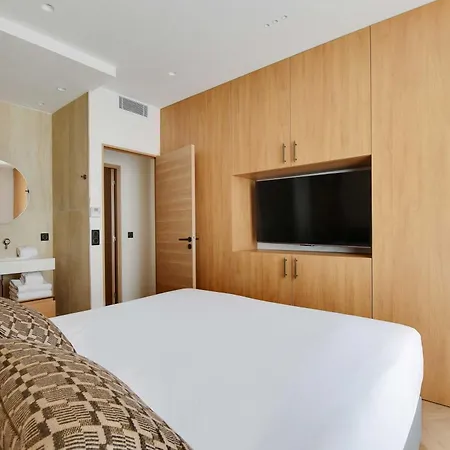 Moderne - 3br-6p - Montorgueil *
