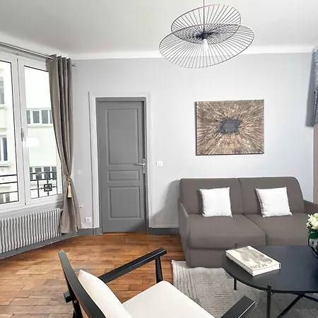 Cosy Hideaway Near Montparnasse Parigi