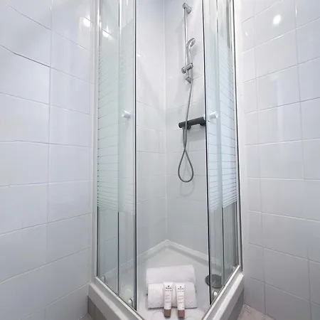 Cosy Hideaway Near Montparnasse דירה