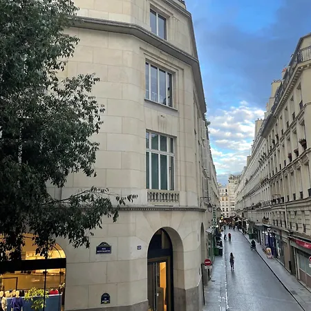 Apartment Parisian Mona Lisa - Heart Of *