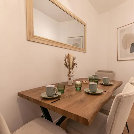 Mba - Courcelles - Splendide Apartment *