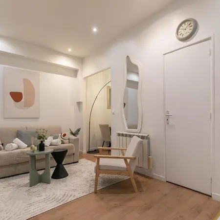 Mba - Courcelles - Splendide Apartment *