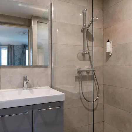 Hotel Avama Prony 3*