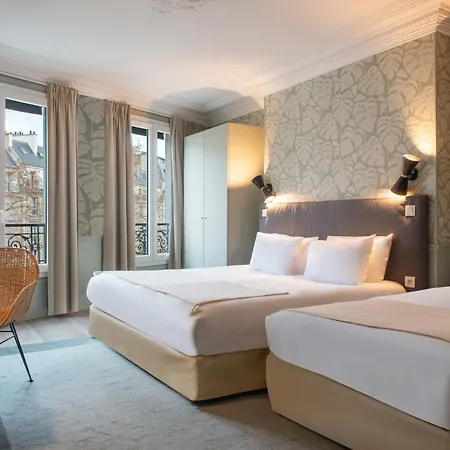 Hotel Avama Prony 3*