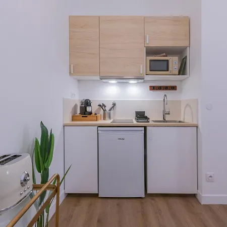 Appartamento Modern In The 10th District *