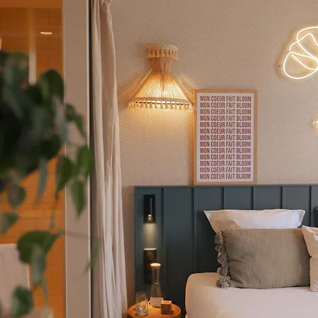 Bloom House & Hotel 4*