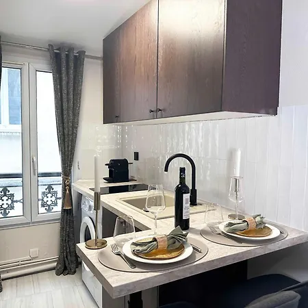 Cosy Hideaway Near Montparnasse Apartment