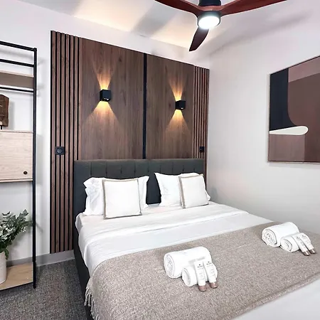 Cosy Hideaway Near Montparnasse Apartment *