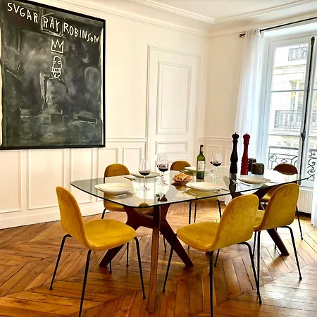 Bosquet Apartment Paris